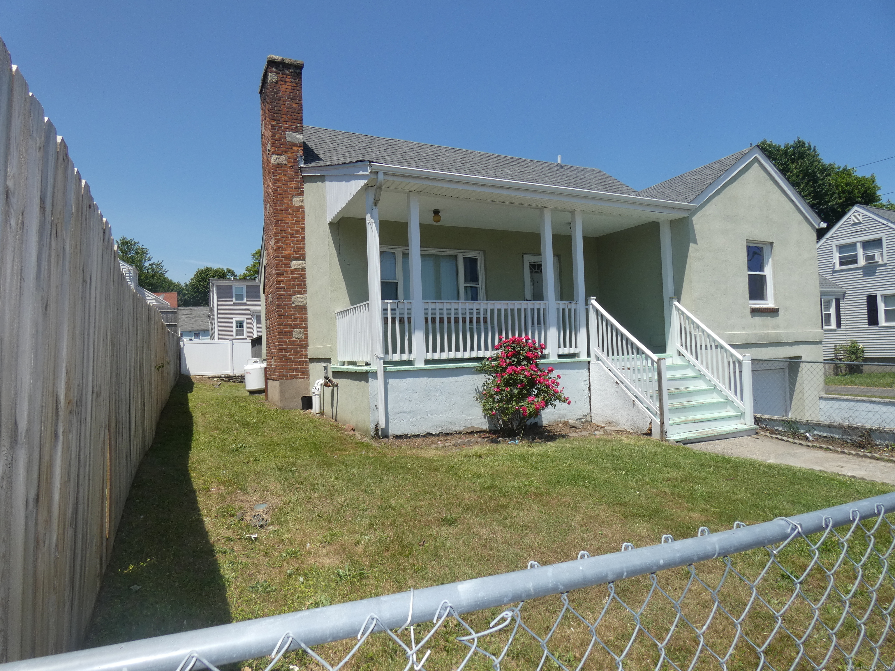 450 Thorme Street, Bridgeport, Connecticut image 2