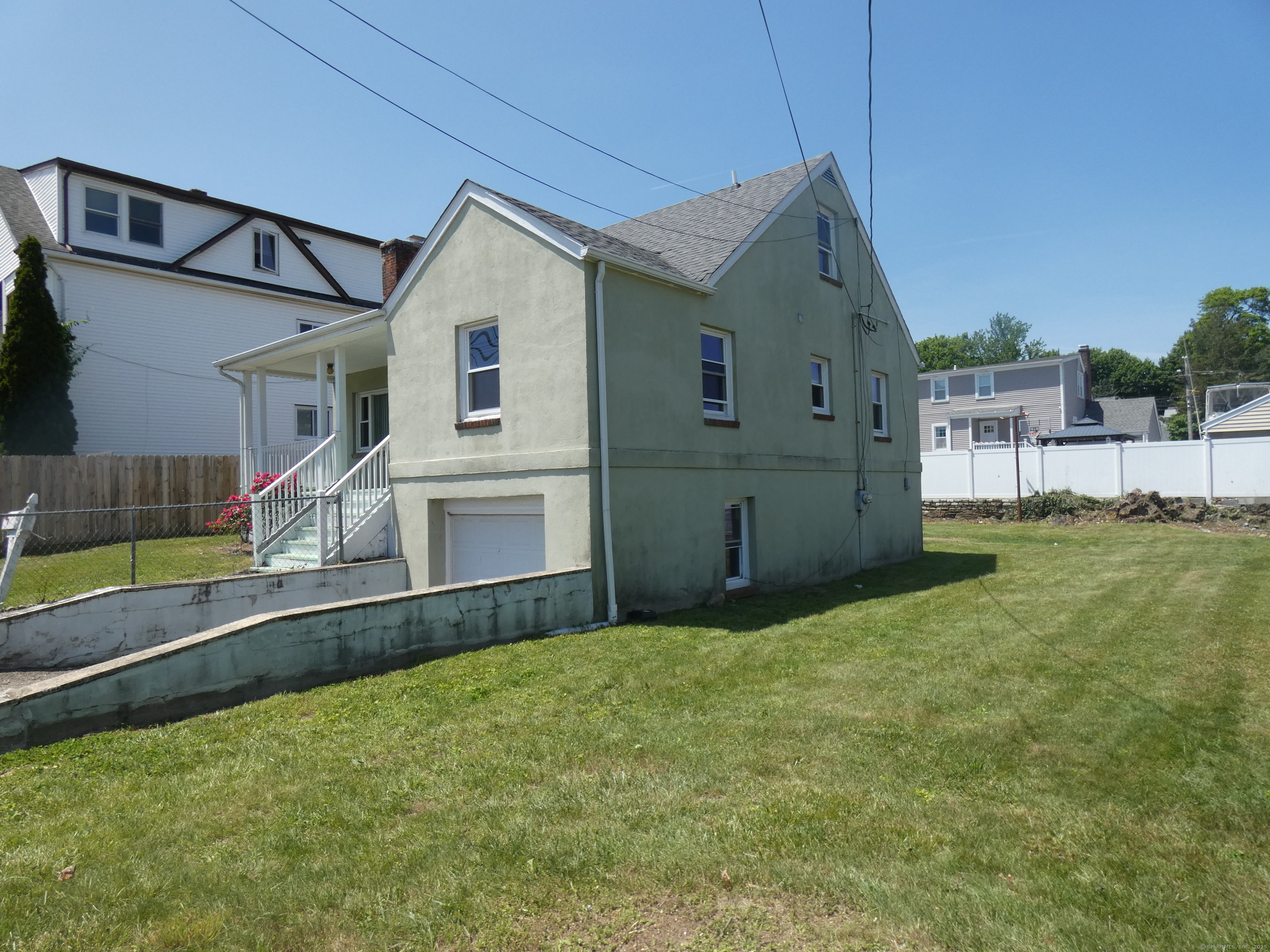 450 Thorme Street, Bridgeport, Connecticut image 3
