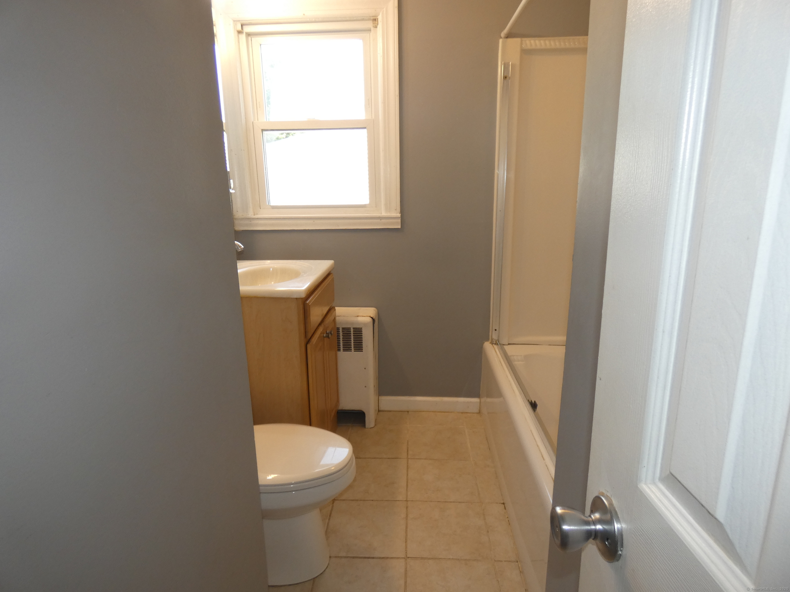 450 Thorme Street, Bridgeport, Connecticut image 16