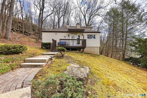Homes For Sale - 41 Chatham Lane<br/> Bristol, CT 06010