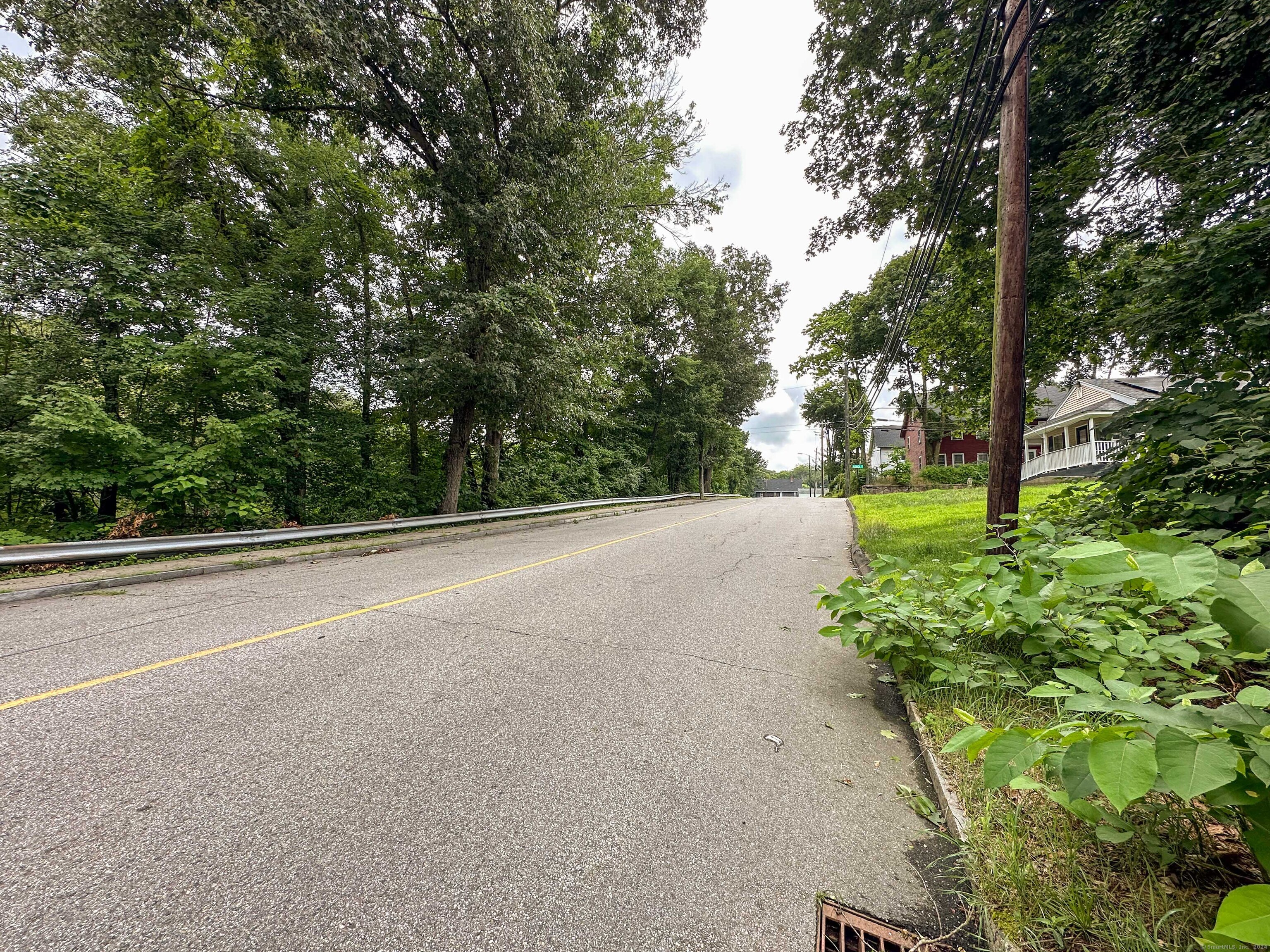 Pond Street, Plainfield, Connecticut image 7