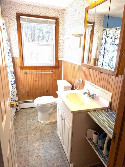 Tiny photo for 880 Tolland Turnpike, Manchester, CT 06042 (MLS # 24143283)