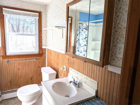 Tiny photo for 880 Tolland Turnpike, Manchester, CT 06042 (MLS # 24143283)