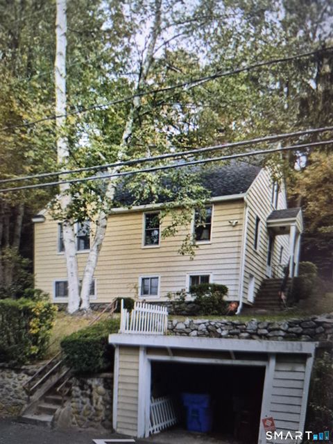 Homes For Sale - 314 Porter Avenue<br/> Middlebury, CT 06762