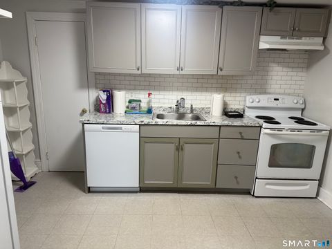 Tiny photo for 57 New Street #3, Seymour, CT 06483 (MLS # 24152354)