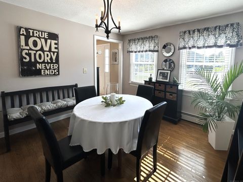 77 Lindsey Road Middletown CT 06457