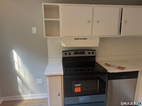 Tiny photo for 239 Old Farms Road #14C, Avon, CT 06001 (MLS # 24202332)