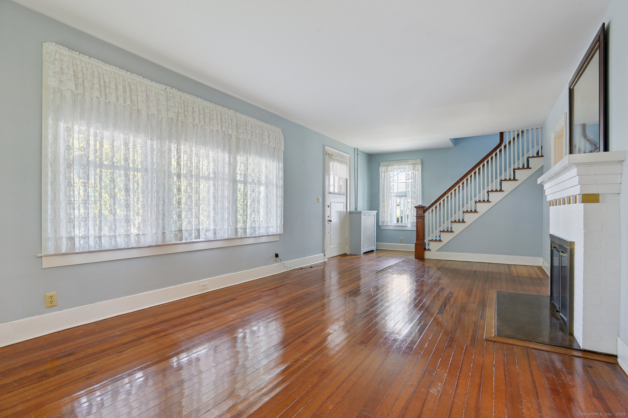 152 Blydenburg Avenue