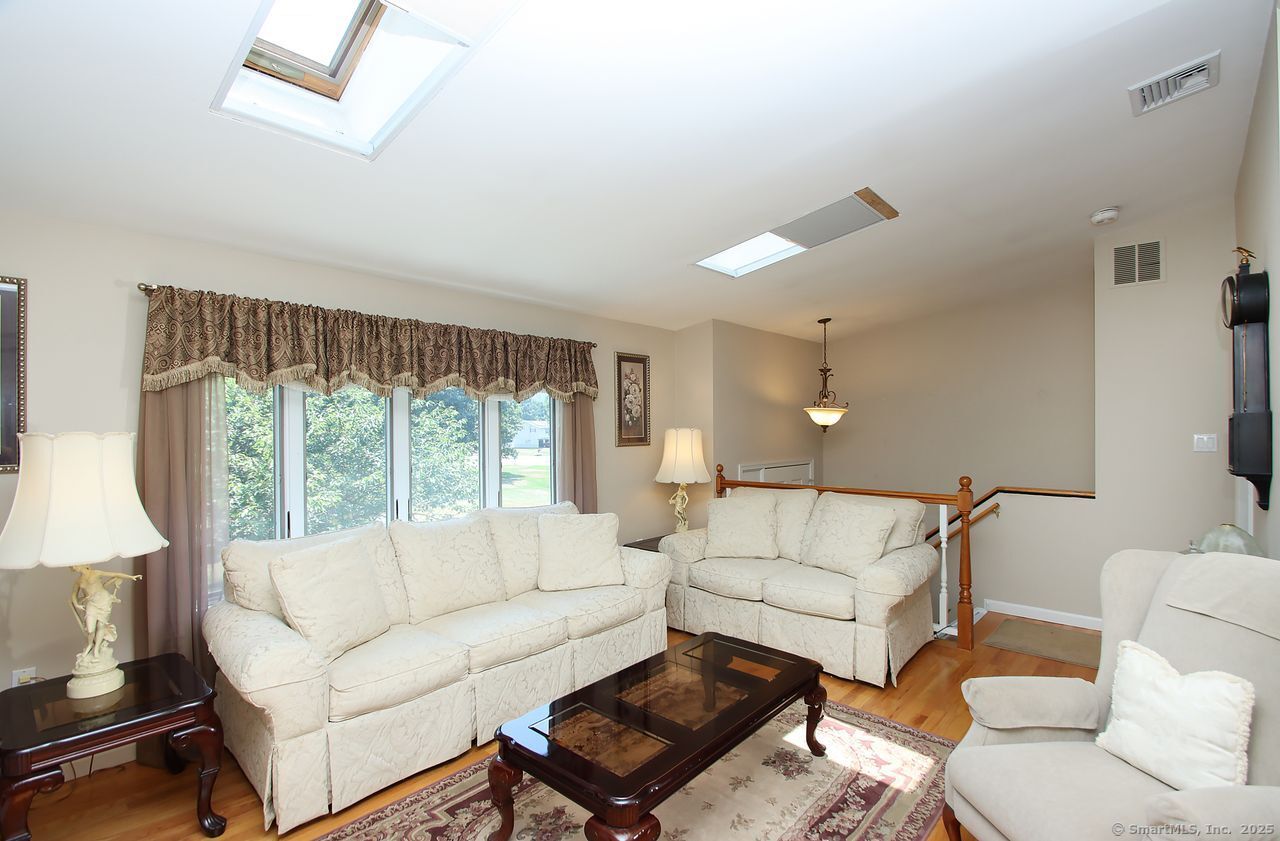 39 Wood Chase Lane