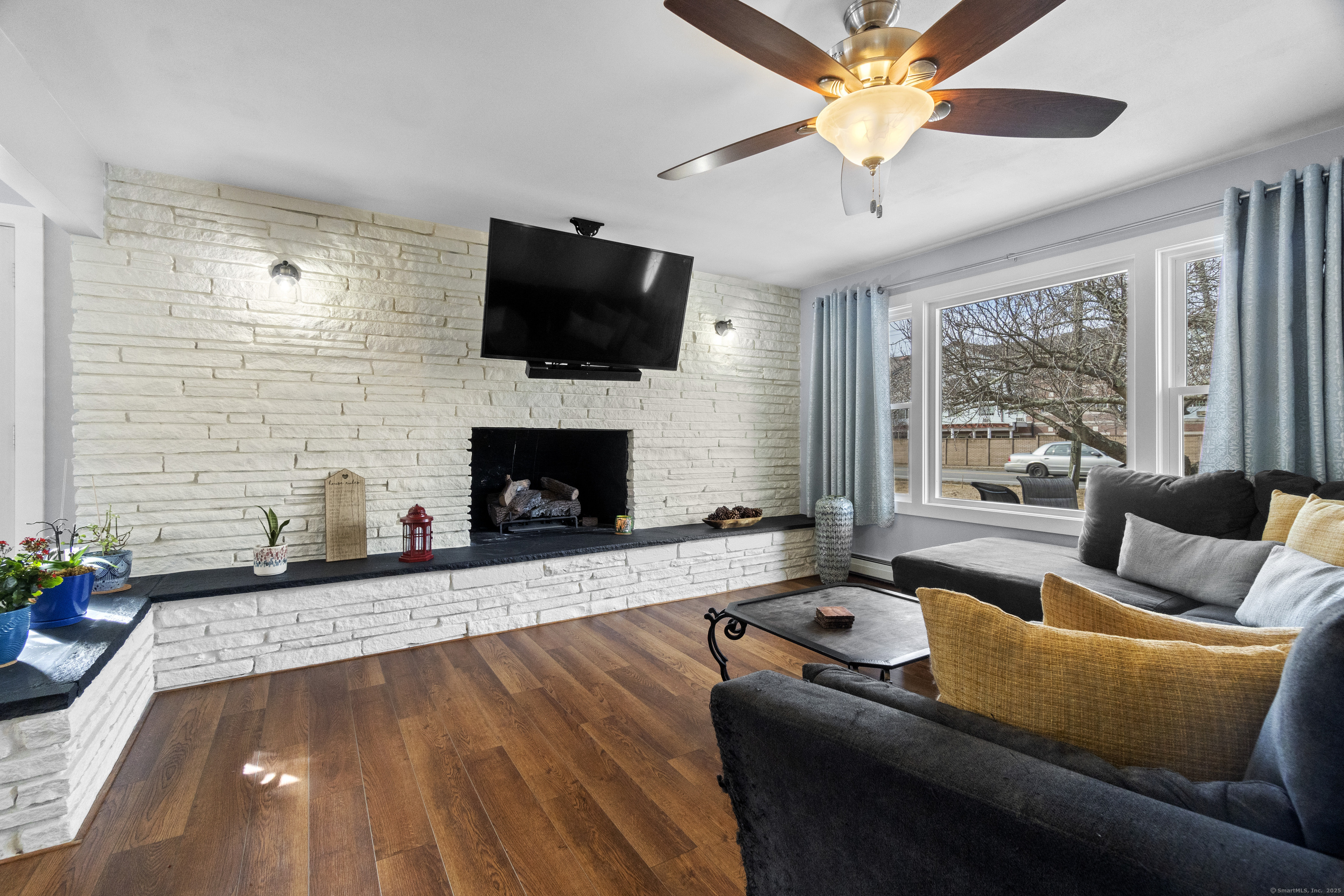 373 Hamilton Avenue, Norwich, Connecticut image 12
