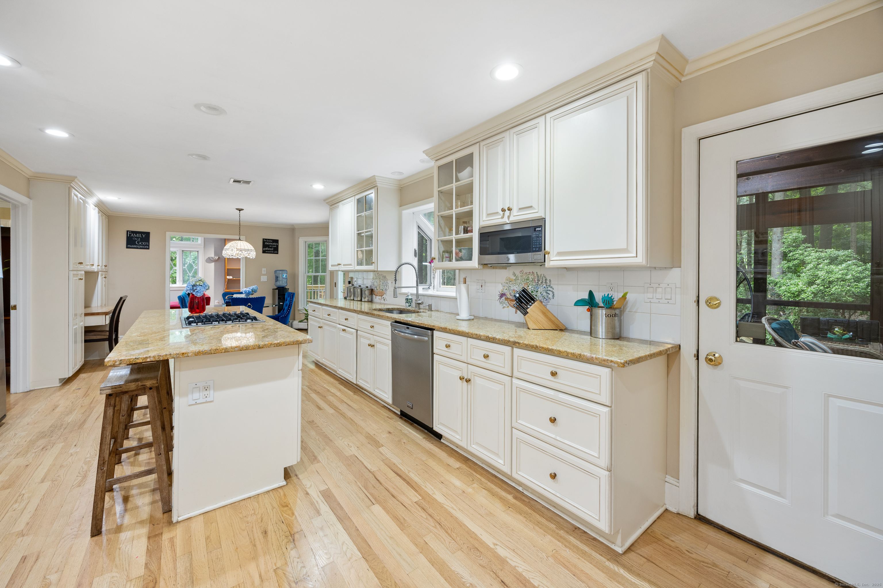 10 Kristy Drive