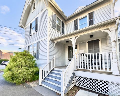 Photo of 17 Hoyt Street #2nd Flr, Stamford, CT 06905 (MLS # 24142767)