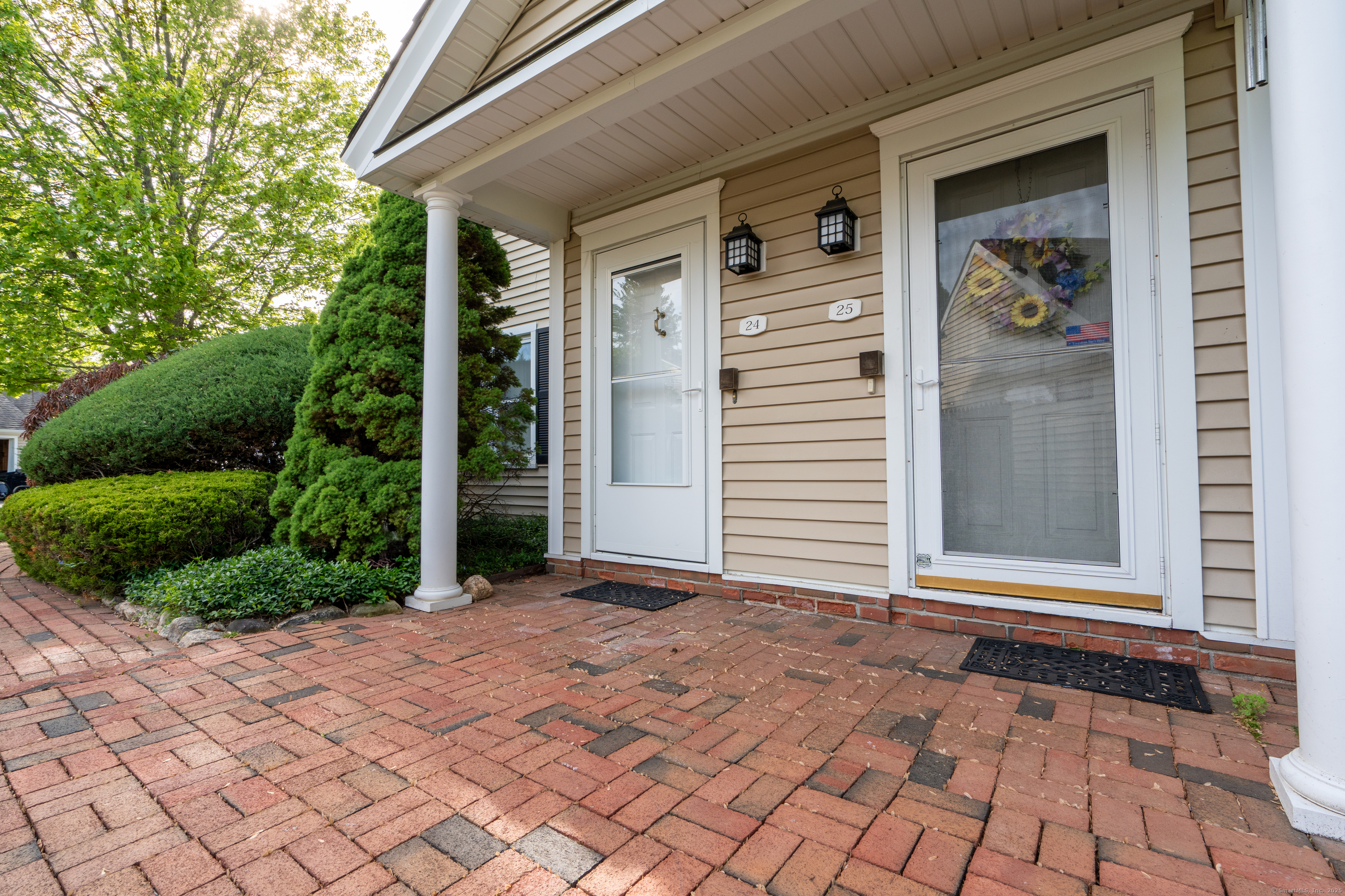 1 E Hayestown Road #24, Danbury, Connecticut image 2
