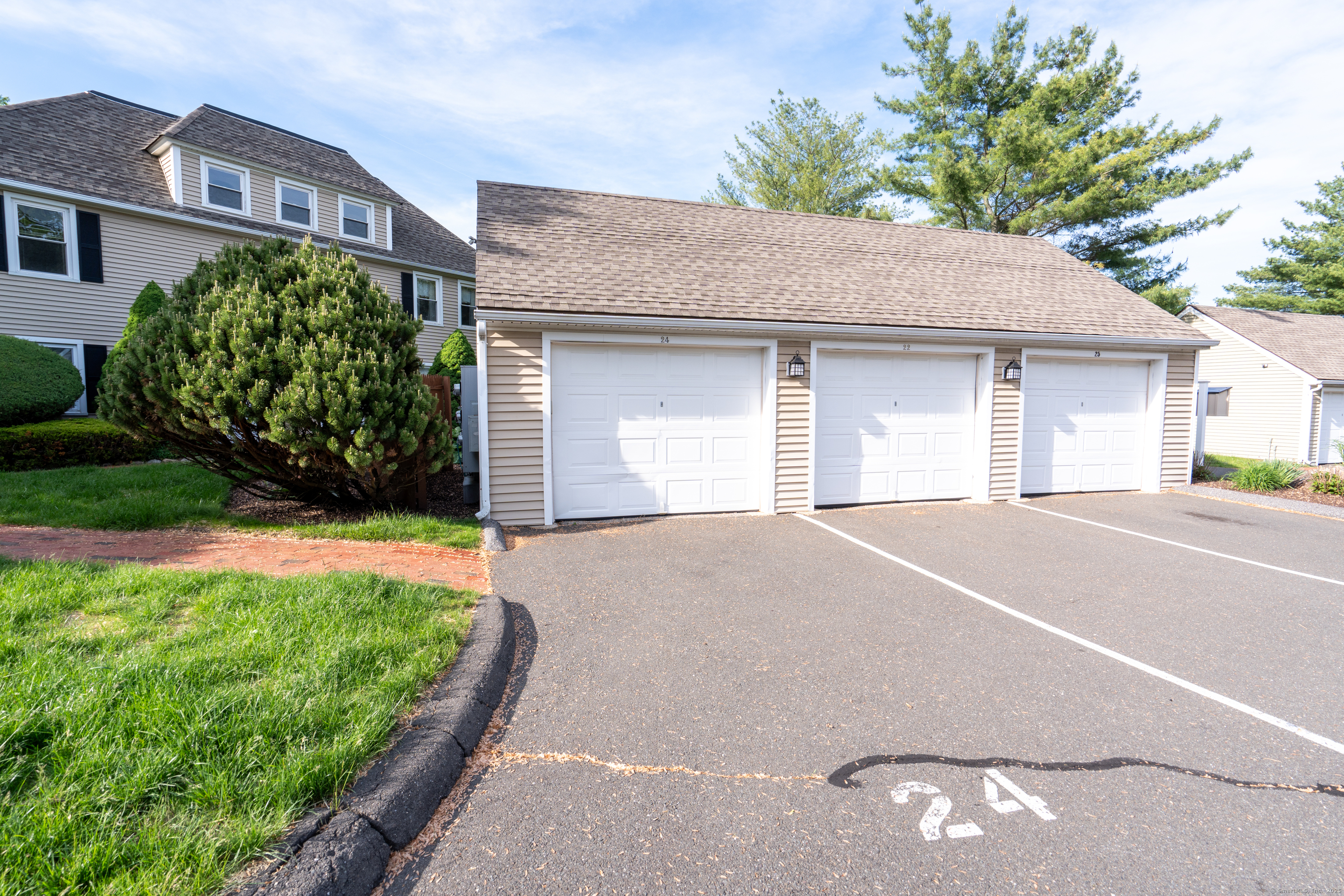 1 E Hayestown Road #24, Danbury, Connecticut image 19