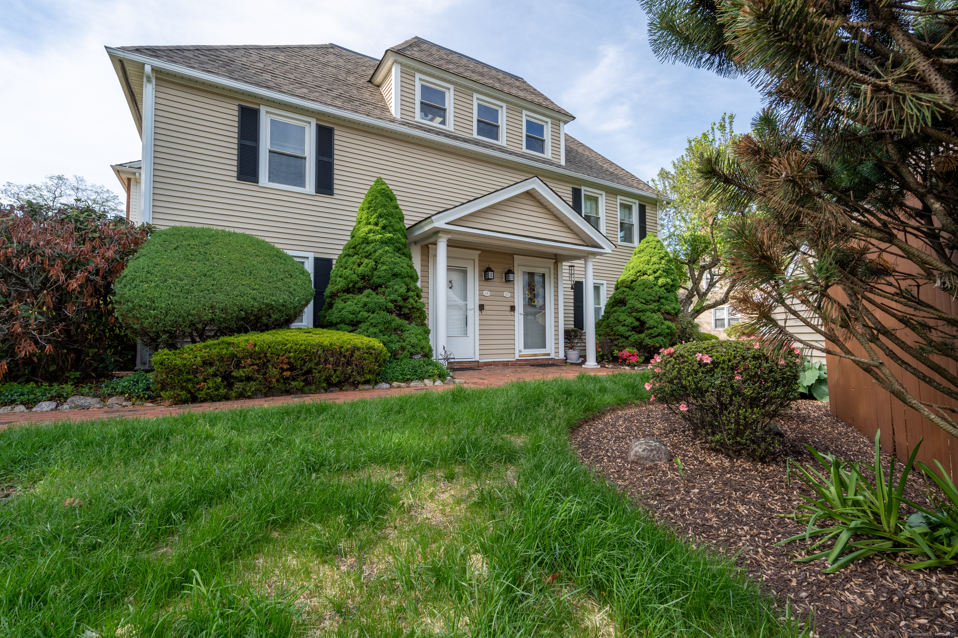 1 E Hayestown Road #24, Danbury, Connecticut image 1