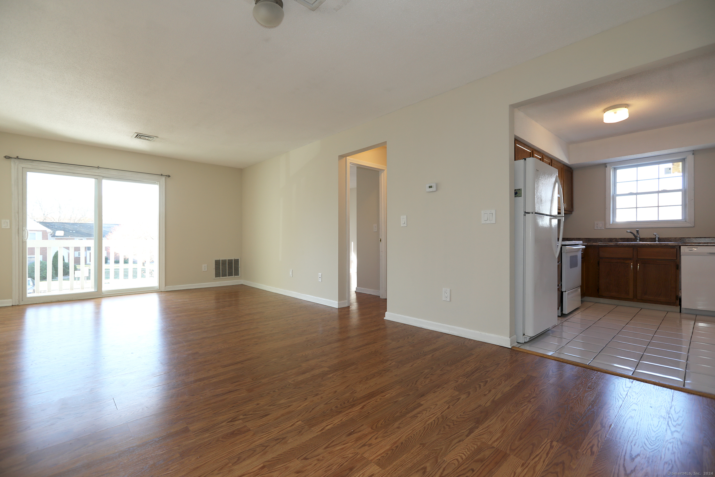 2 Concorde Way #B1, Windsor Locks, Connecticut image 6