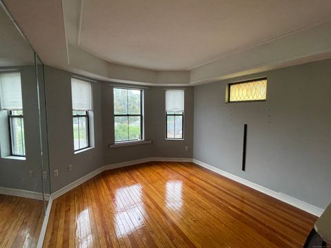Tiny photo for 34 Essex Street #2F, Hartford, CT 06114 (MLS # 24156843)