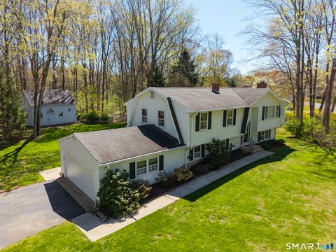 Homes For Sale - 53 Driftwood Lane<br/> Guilford, CT 06437