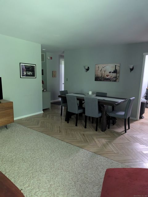 MLS: 24097060