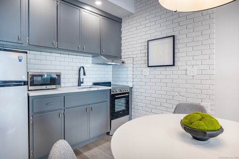 Tiny photo for 94 Washington Street #APT 6, Norwalk, CT 06854 (MLS # 24157100)