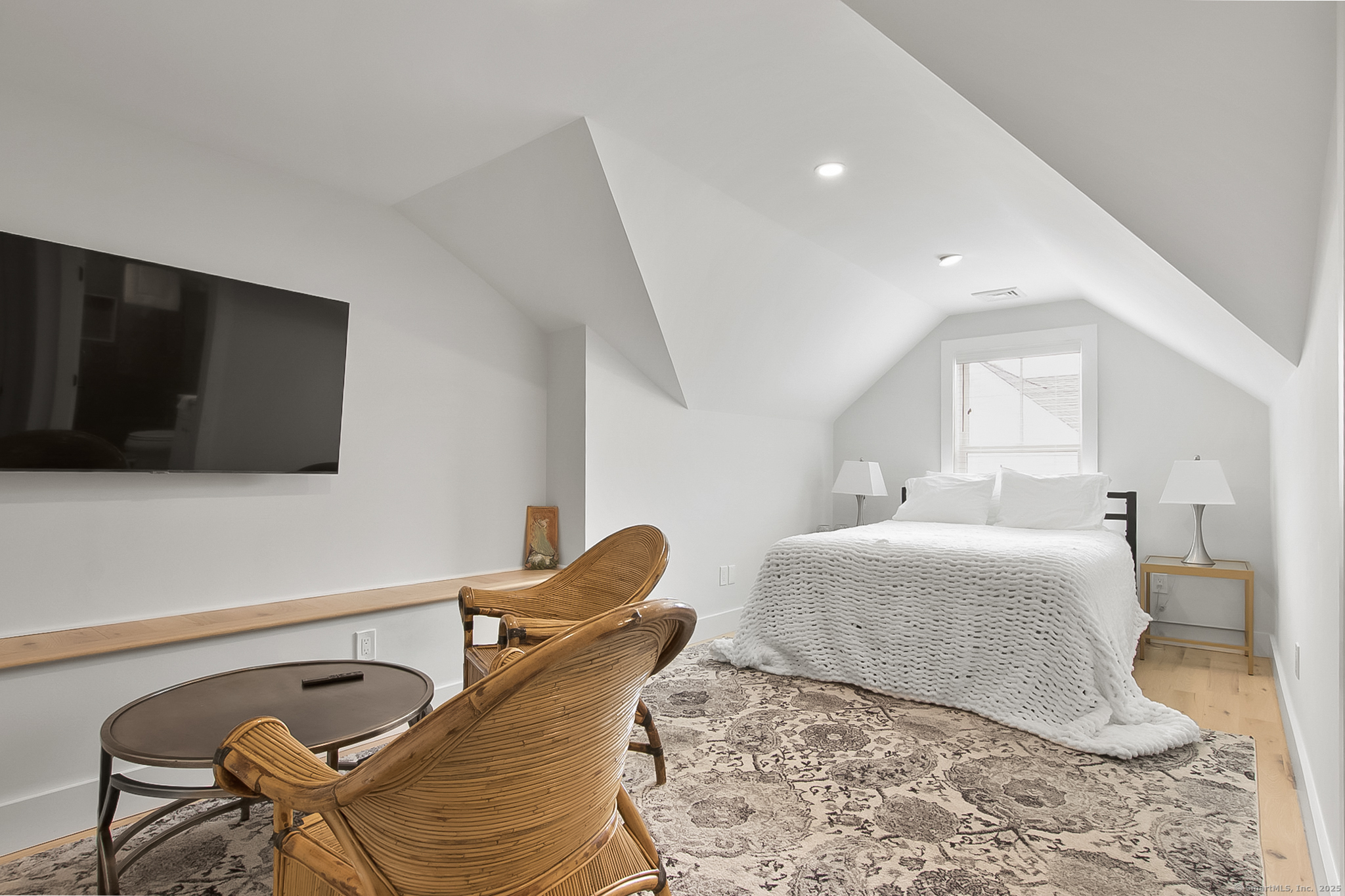 1 Howard Avenue C2