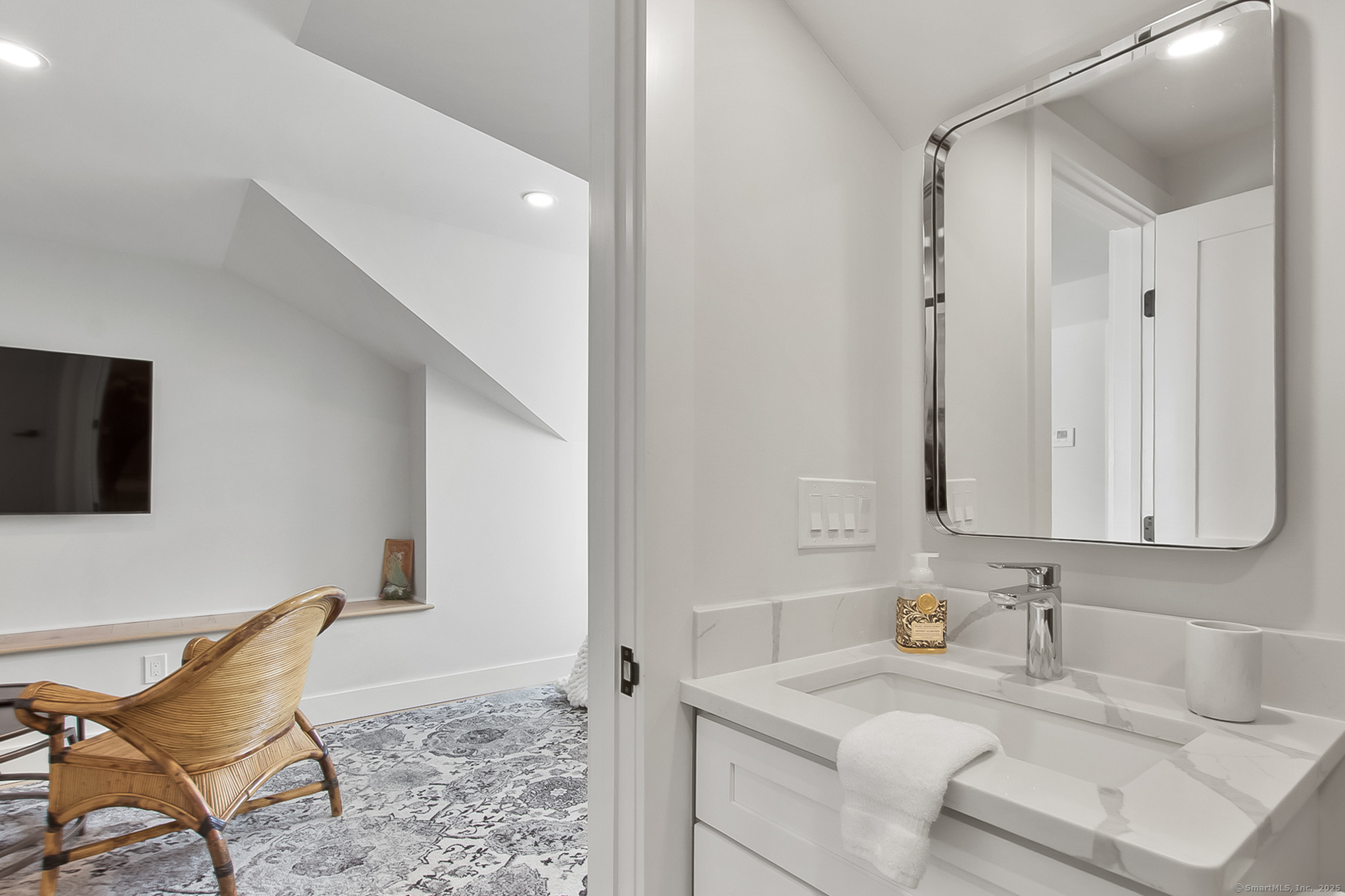 1 Howard Avenue #C2, Norwalk, Connecticut image 6