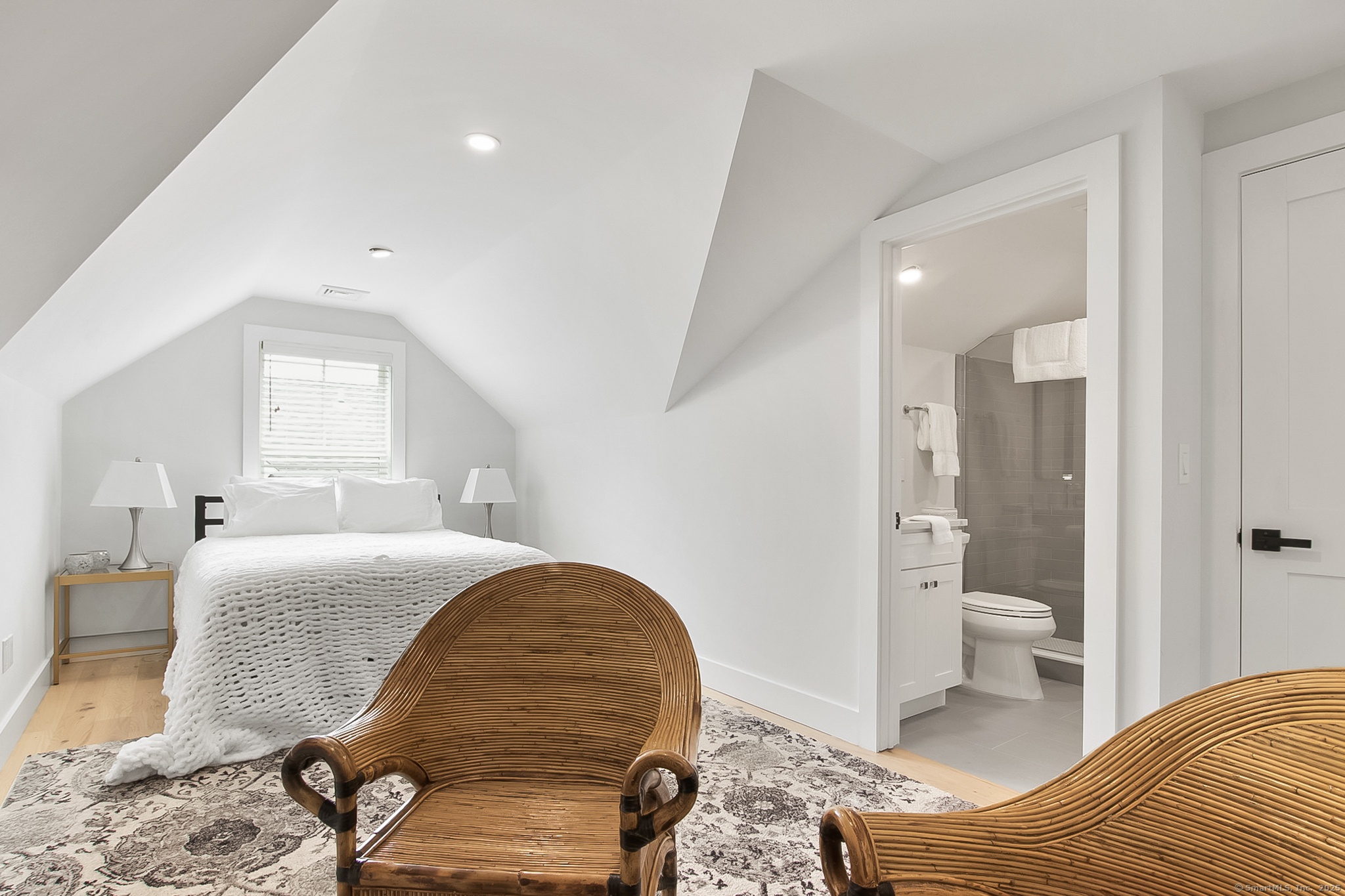 1 Howard Avenue C2