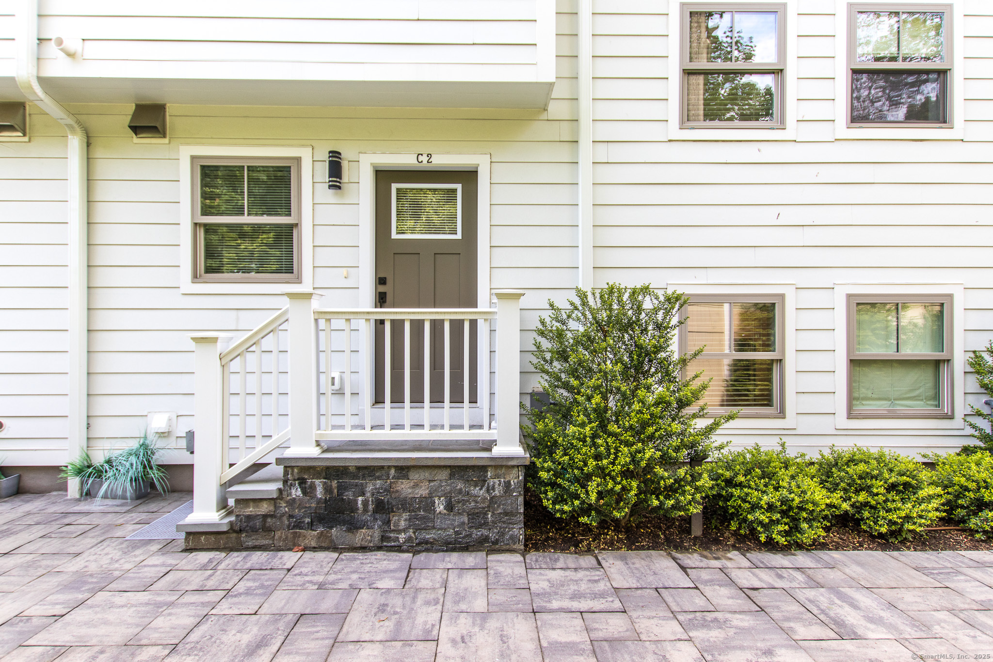 1 Howard Avenue C2