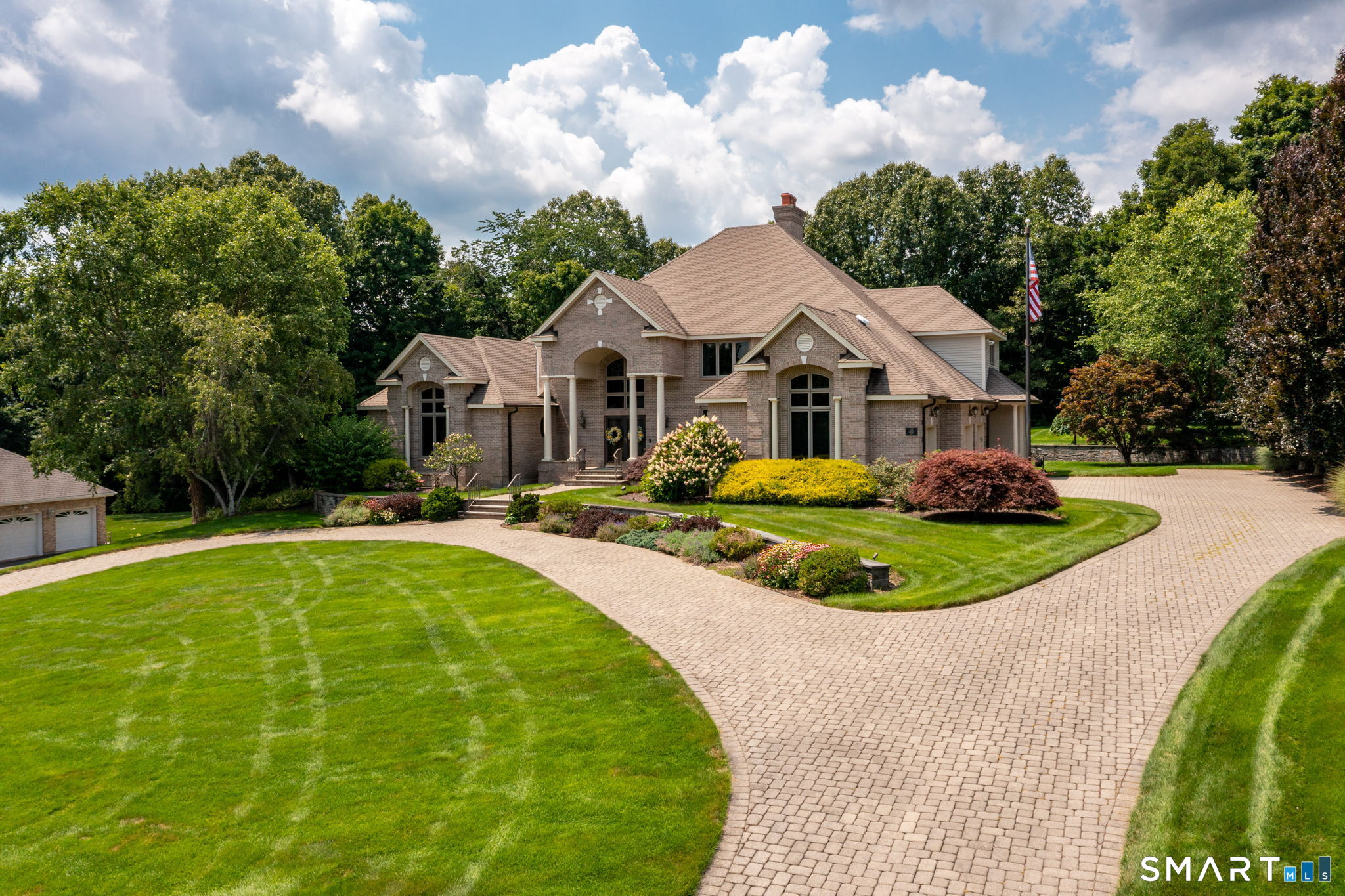 122 Windward Place