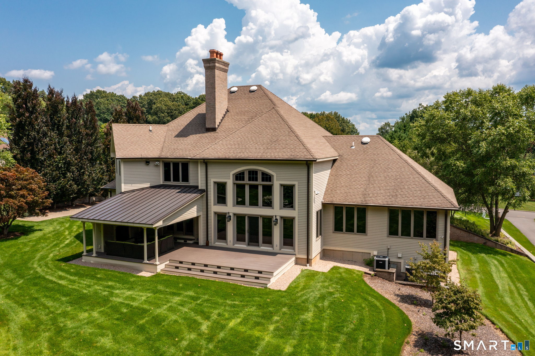 122 Windward Place