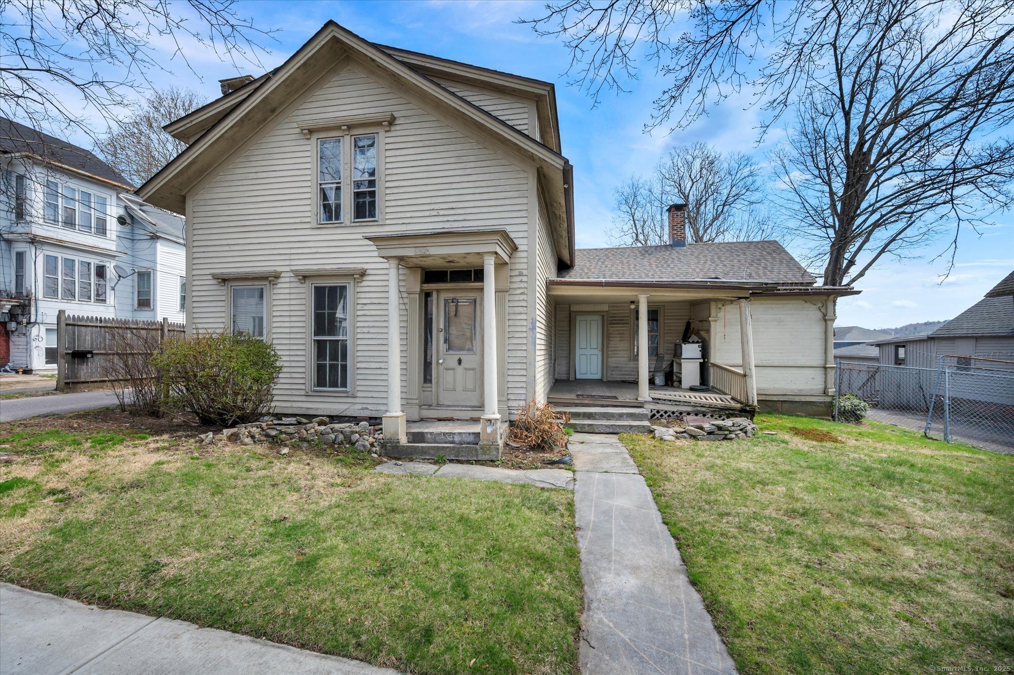Property for Sale at North Street, Windham, Connecticut - Bedrooms: 6 
Bathrooms: 2 
Rooms: 12  - $350,000