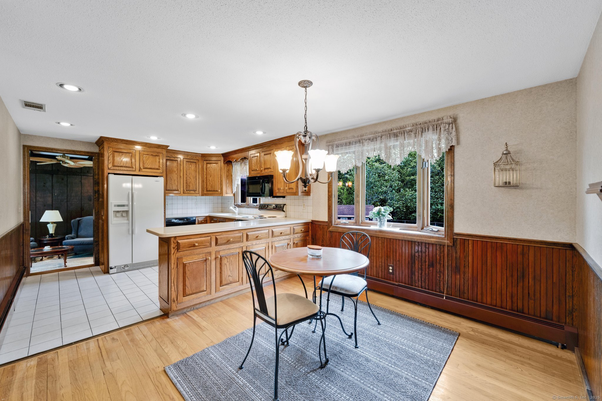 111 Raymond Road, Windsor Locks, Connecticut image 14