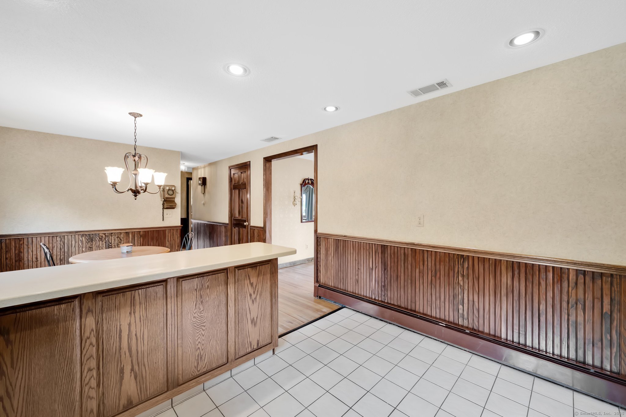 111 Raymond Road, Windsor Locks, Connecticut image 11