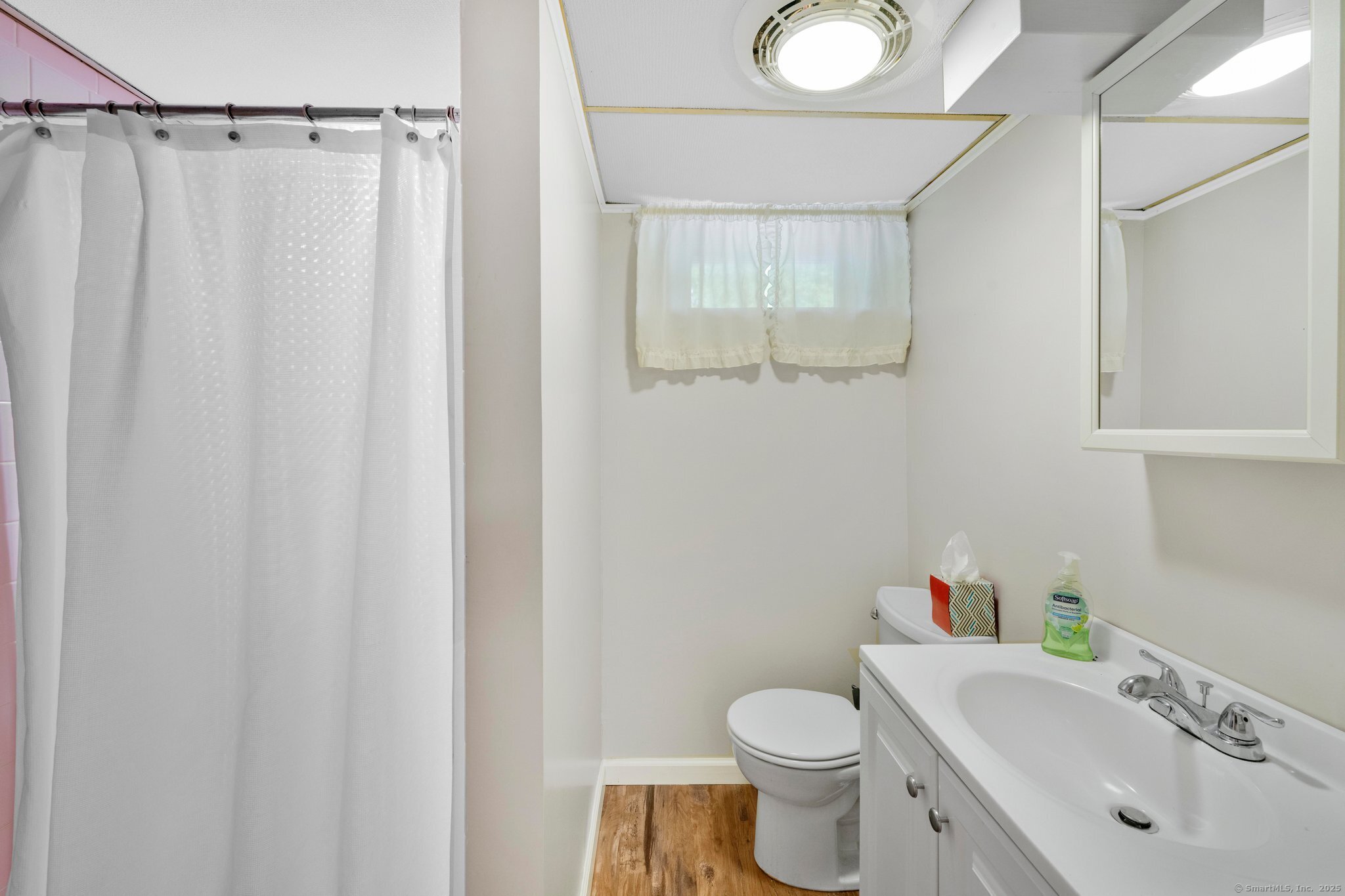 111 Raymond Road, Windsor Locks, Connecticut image 31