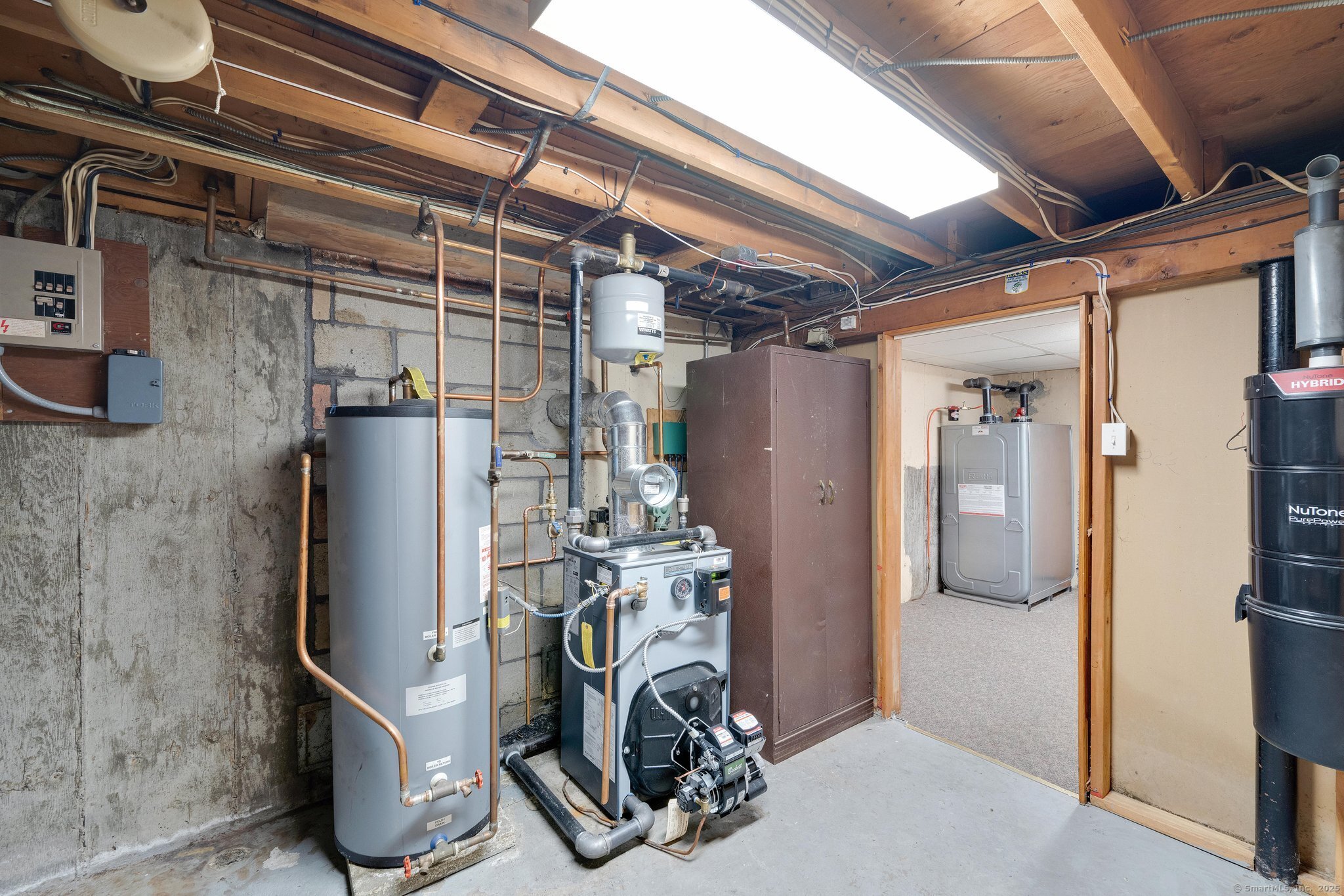 111 Raymond Road, Windsor Locks, Connecticut image 36