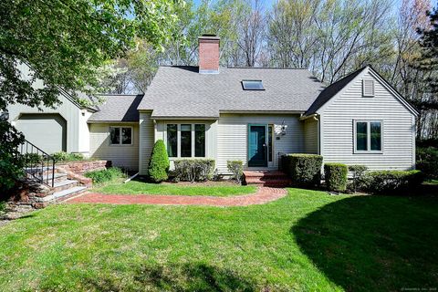 189 Red Stone Hill 17 Bristol CT 06010