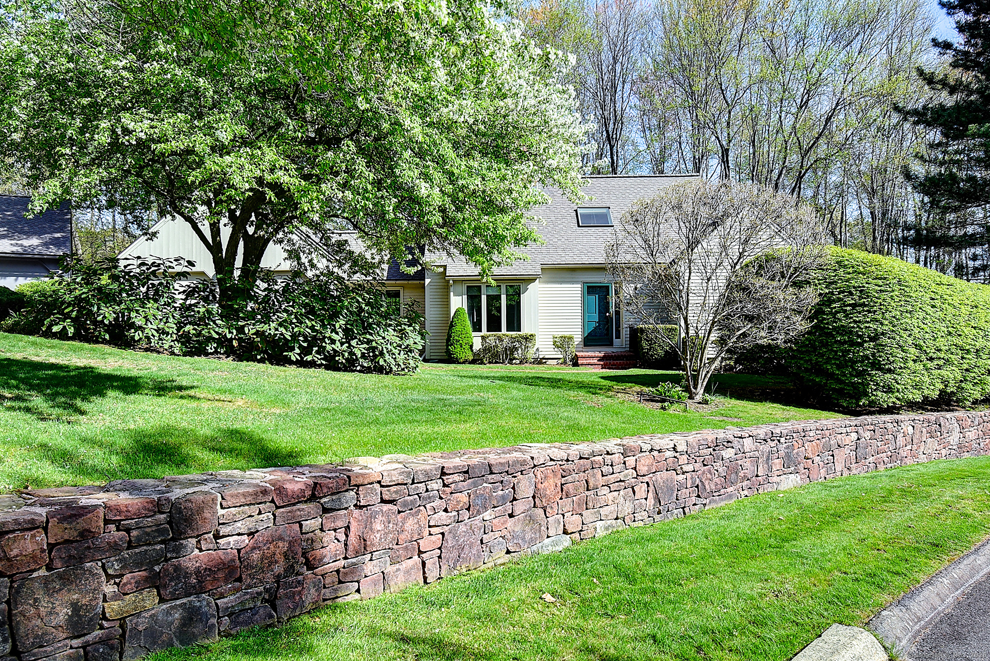 189 Red Stone Hill #17, Bristol, Connecticut image 3