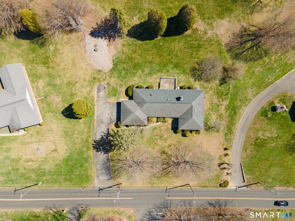 Photo of 131 Sentinel Hill Road, Derby, CT 06418 (MLS # 24166518)