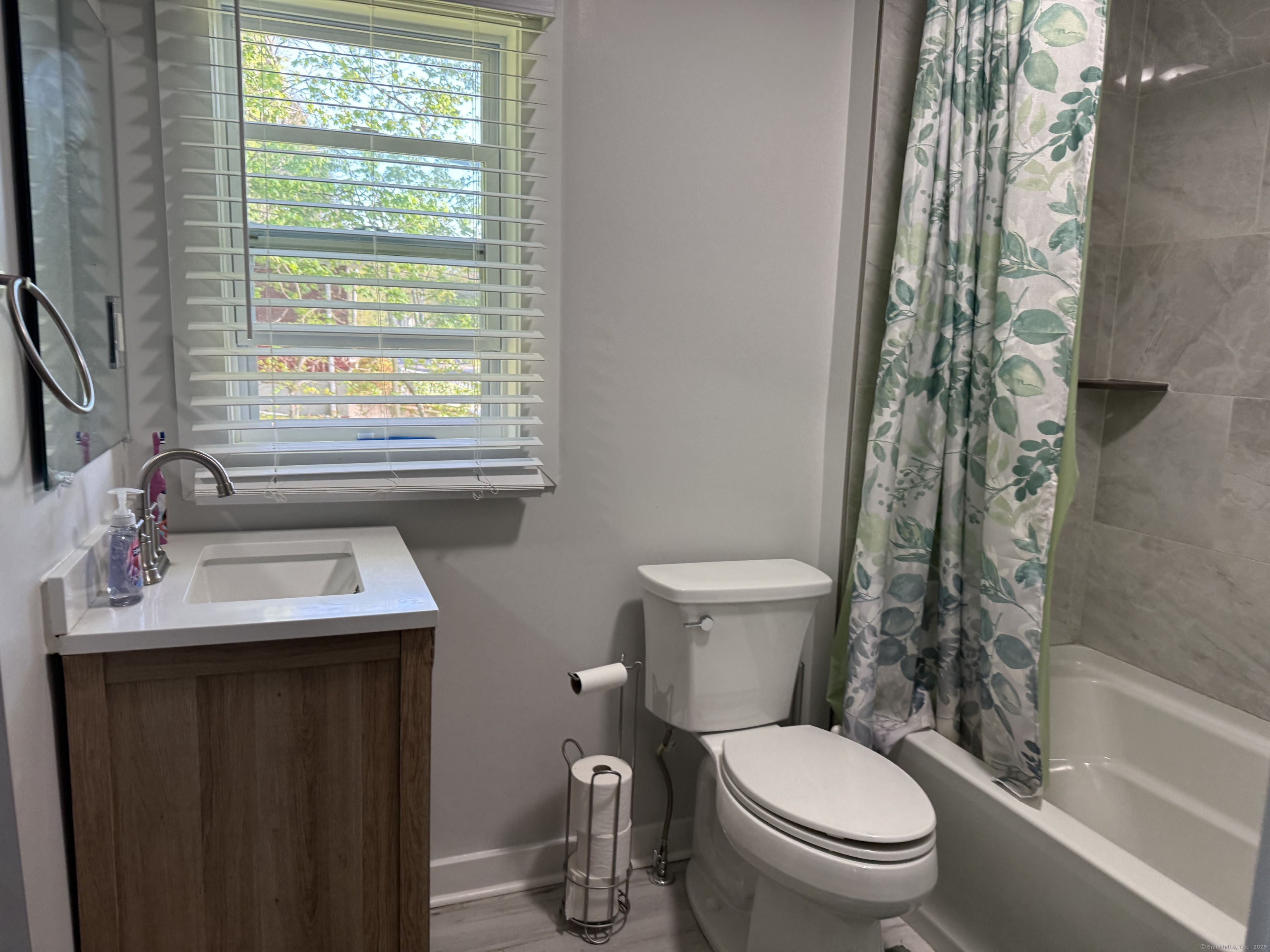 4 N Spring Street, Ansonia, Connecticut image 11