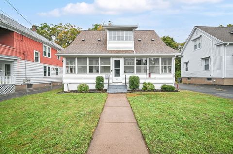 Photo of 41 Delmont Street, Manchester, CT 06042 (MLS # 24133432)