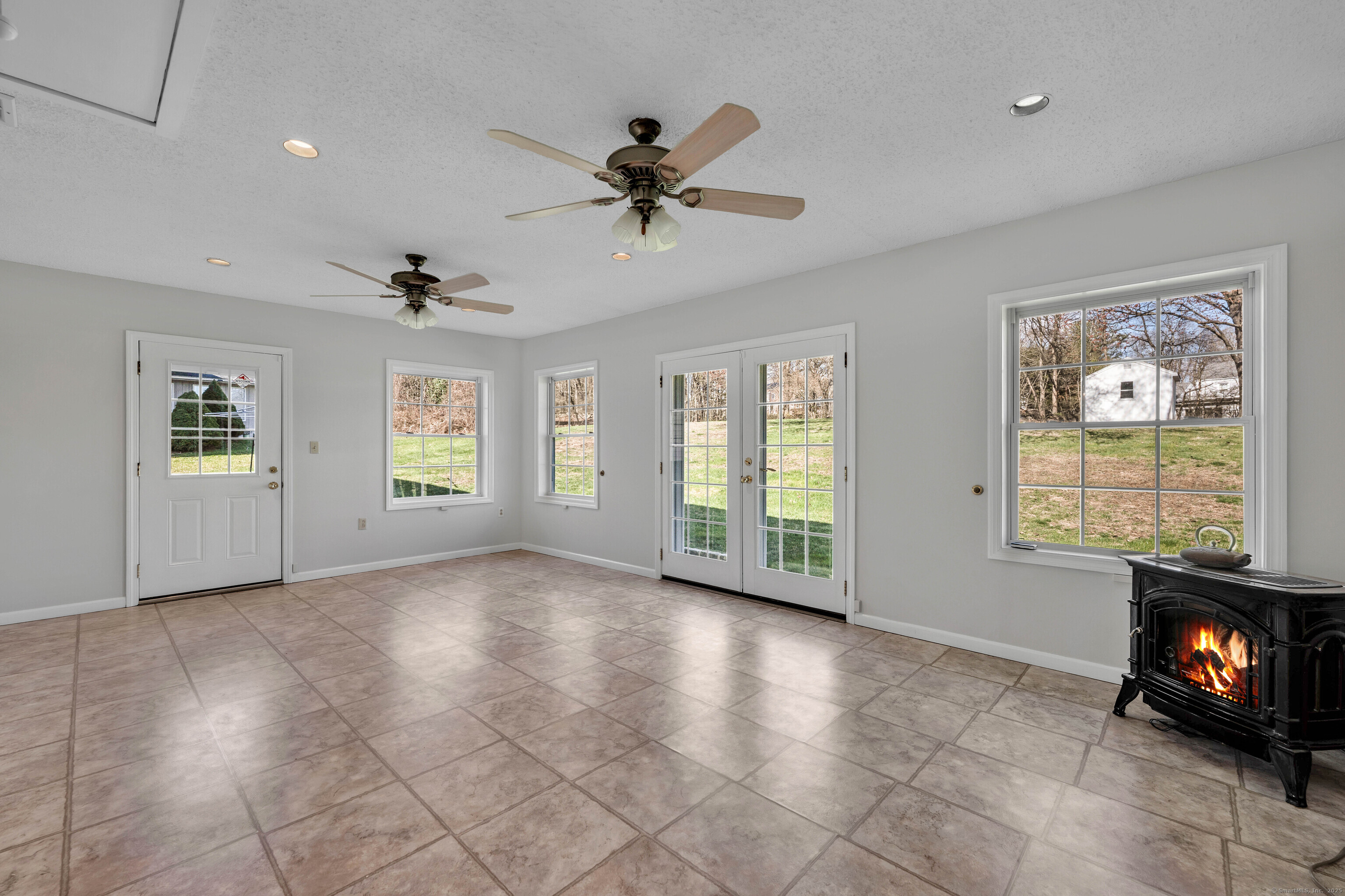 88 Ardsley Road, Waterbury, Connecticut image 11