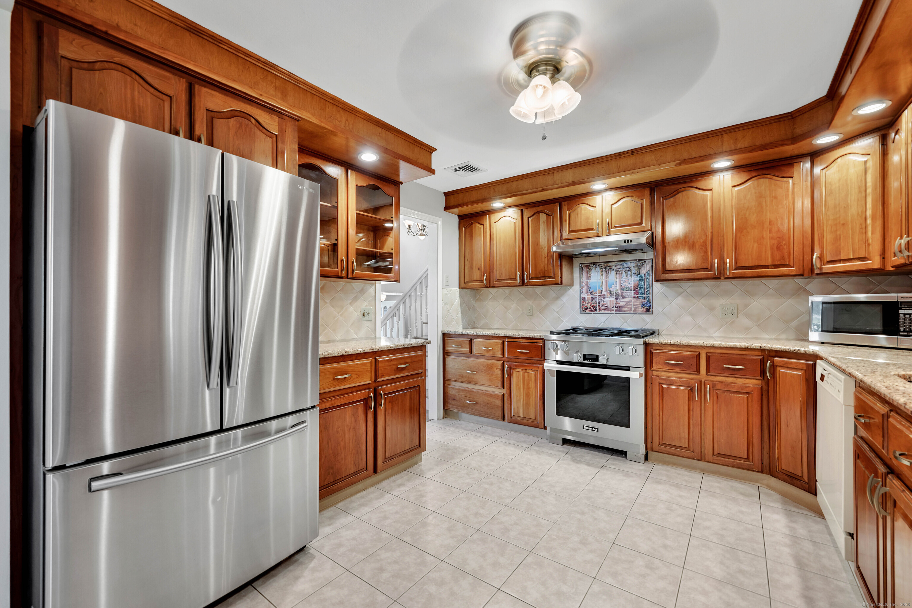 88 Ardsley Road, Waterbury, Connecticut image 7