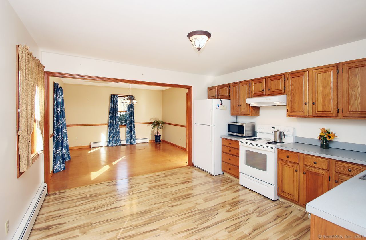 120 Homewood Avenue, North Haven, Connecticut image 8
