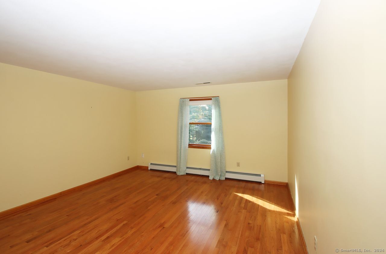 120 Homewood Avenue, North Haven, Connecticut image 23