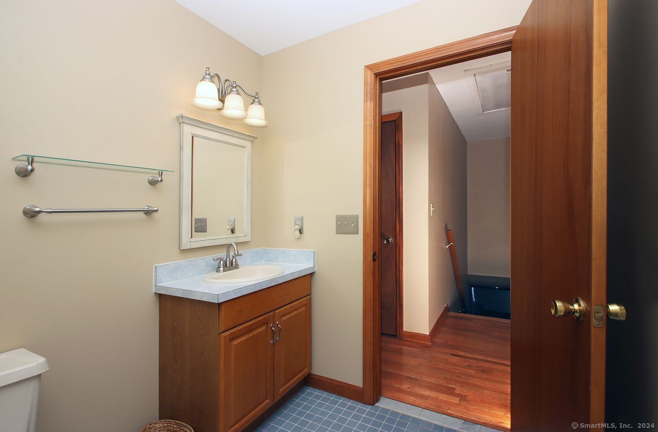 120 Homewood Avenue, North Haven, Connecticut image 25