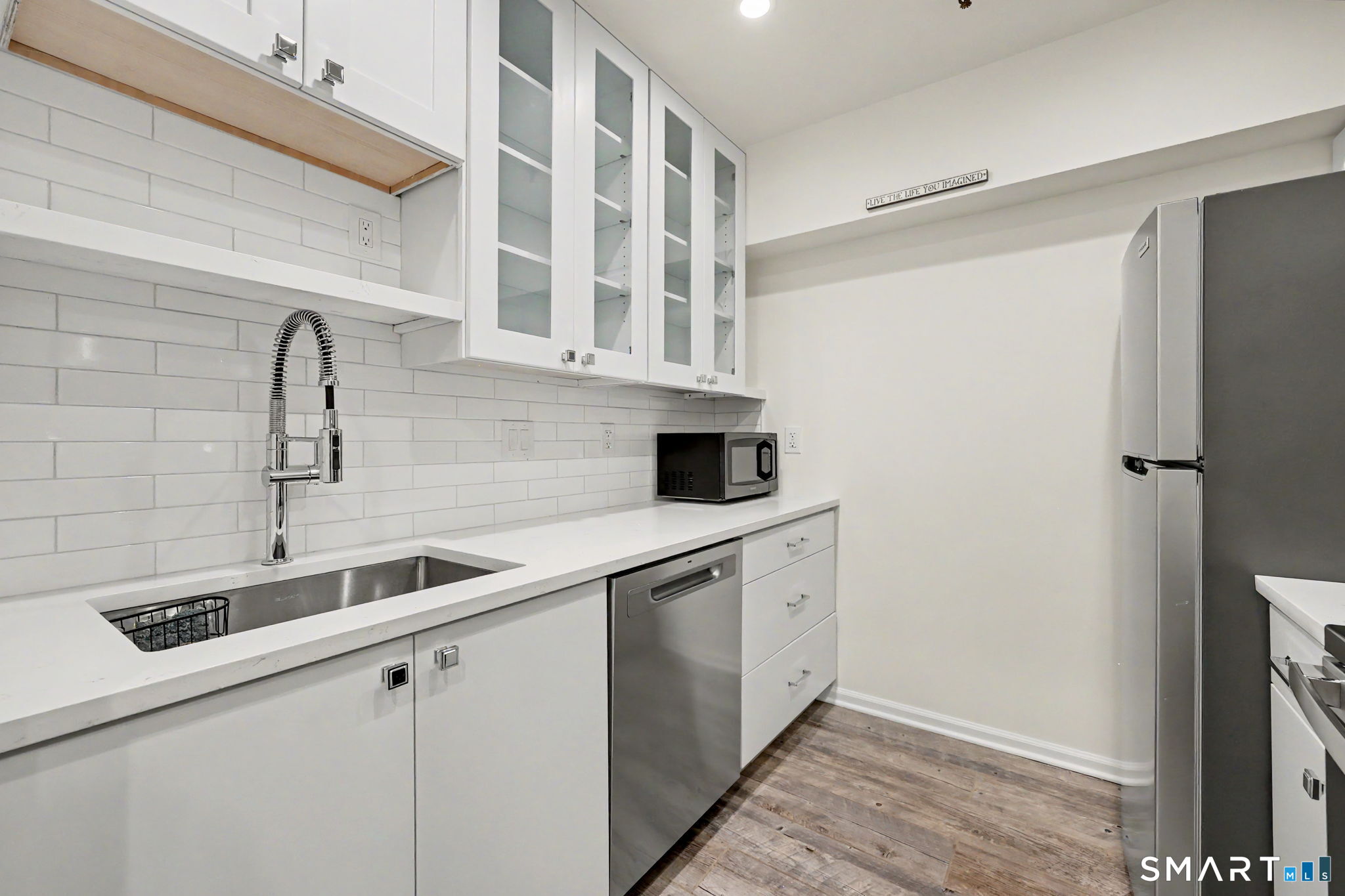25 Grand Street 158