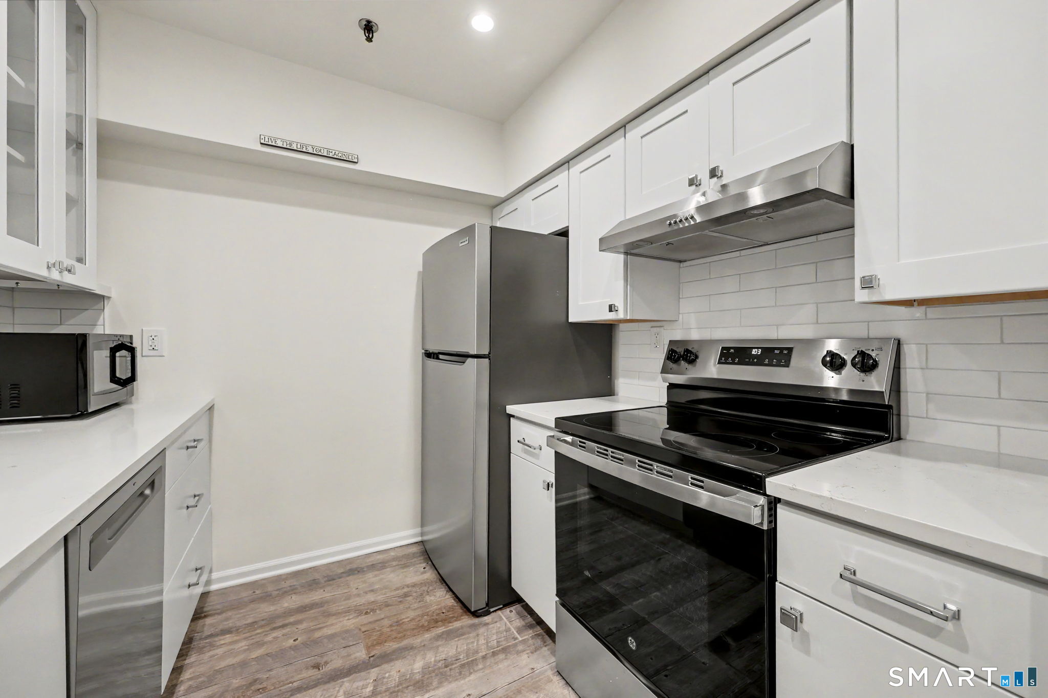 25 Grand Street 158