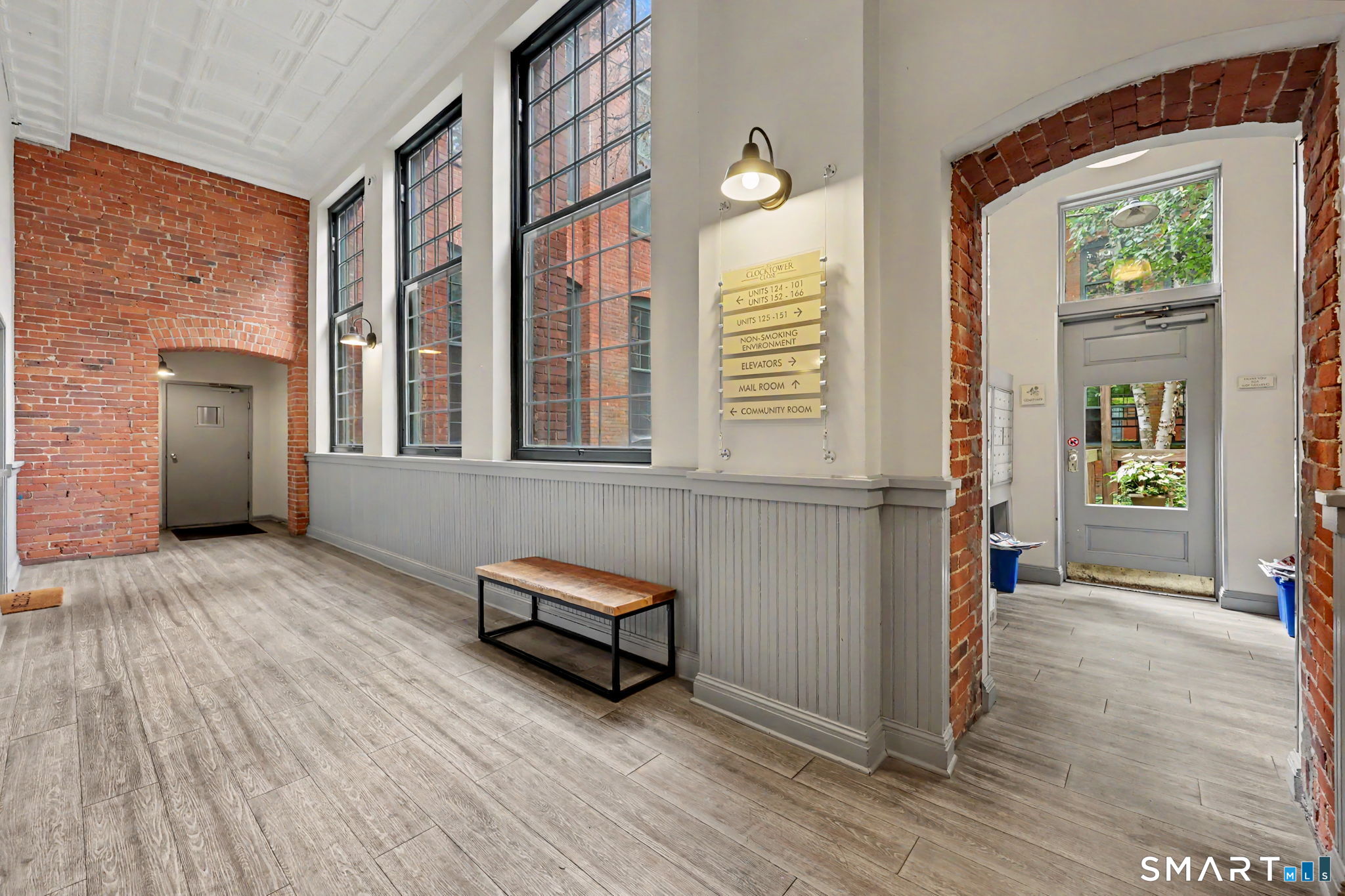 25 Grand Street 158