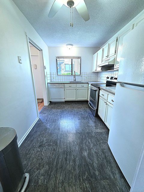 Tiny photo for 563 Heritage Village #F, Southbury, CT 06488 (MLS # 24134592)