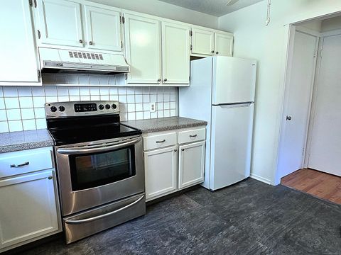 Tiny photo for 563 Heritage Village #F, Southbury, CT 06488 (MLS # 24134592)